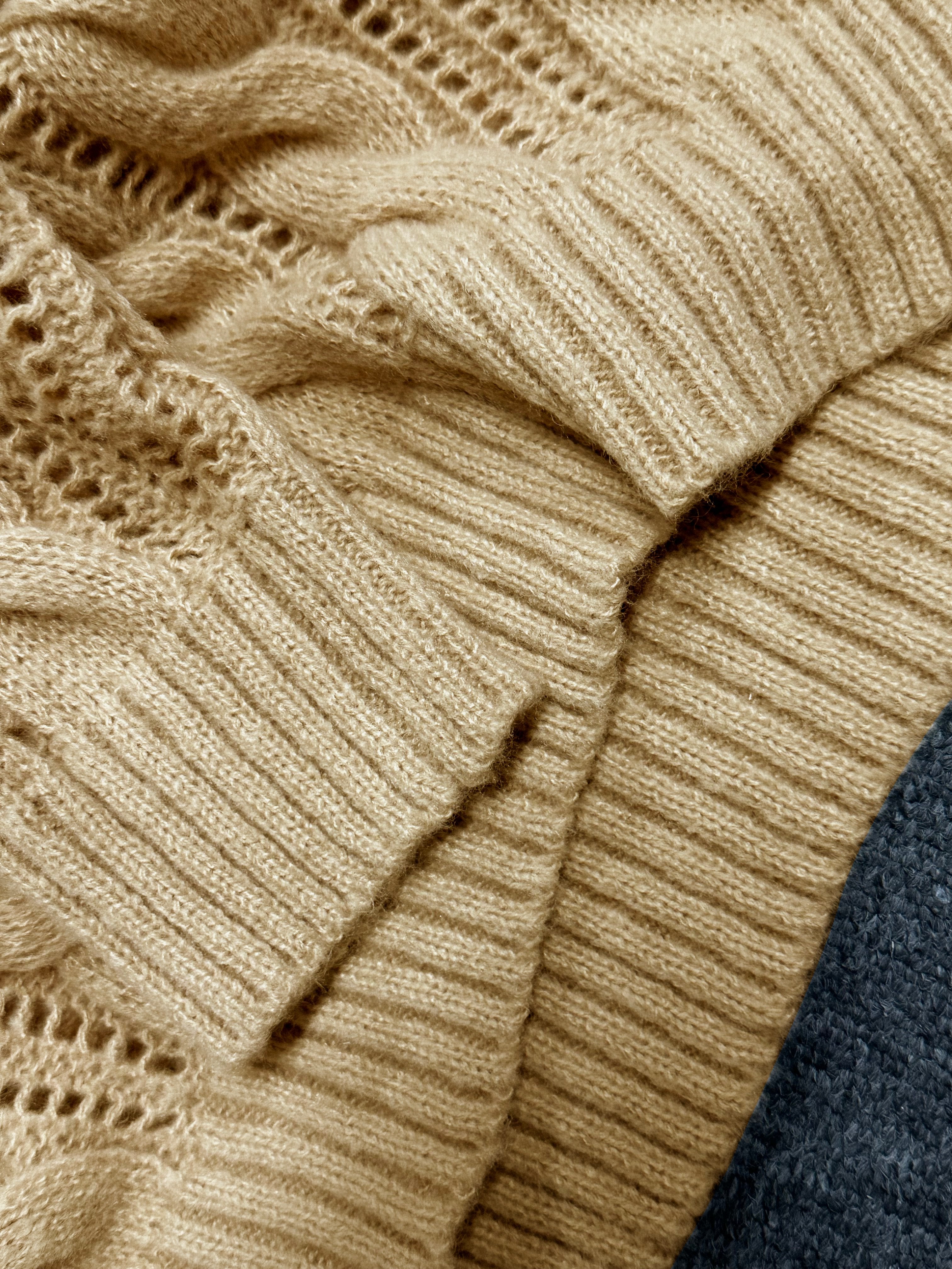 Men's Retro Simple Casual Color Block Stand Collar Sweater