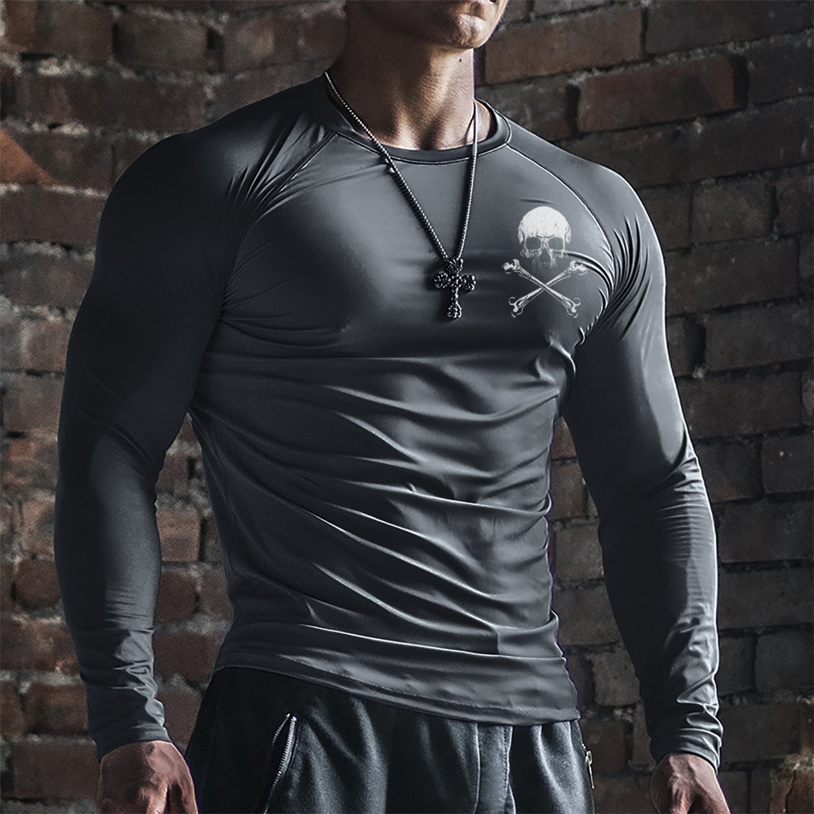SKULL ACTIVE DRY-FIT MOISTURE WICKING RAGLAN GRAPHIC LONG SLEEVE T-SHIRT