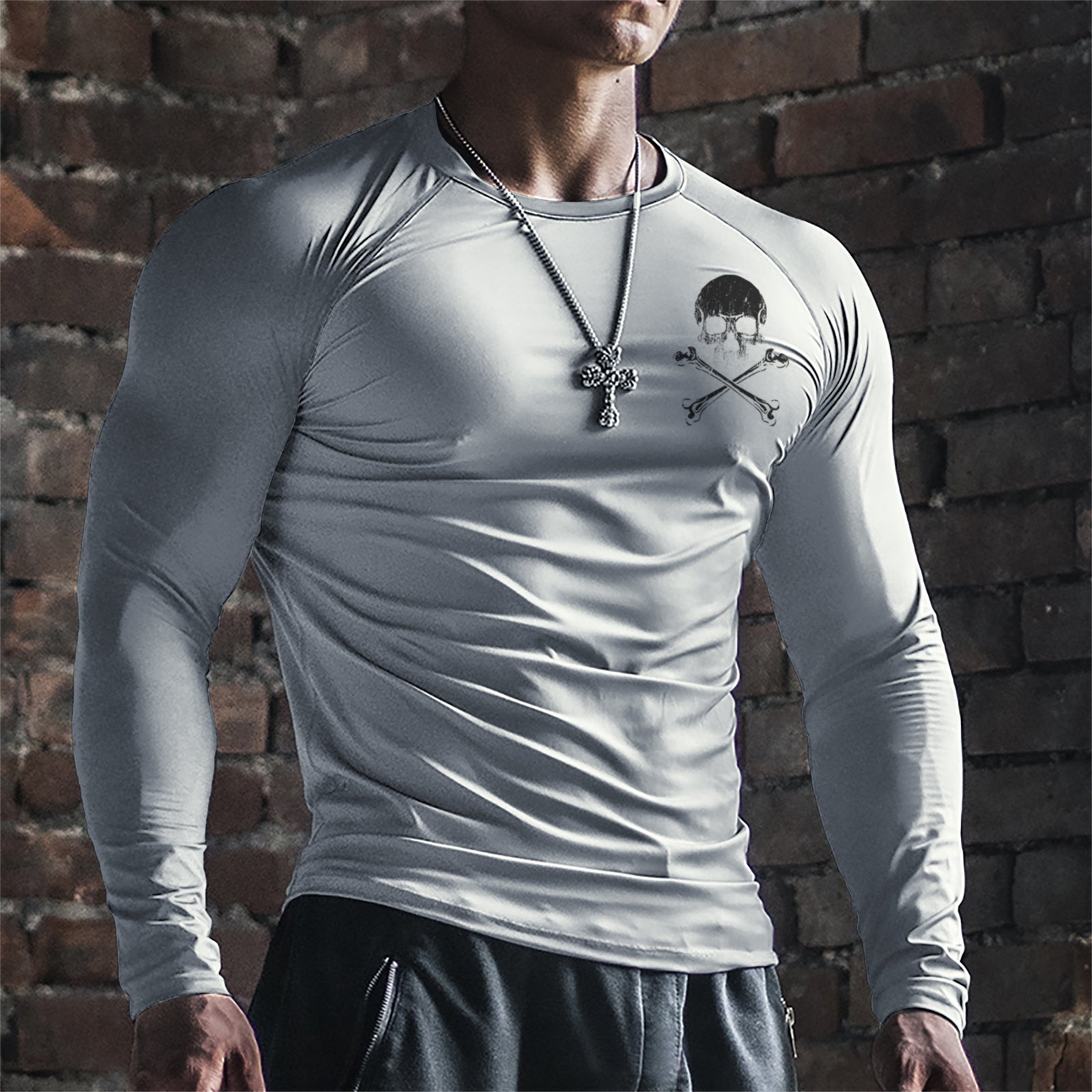 SKULL ACTIVE DRY-FIT MOISTURE WICKING RAGLAN GRAPHIC LONG SLEEVE T-SHIRT